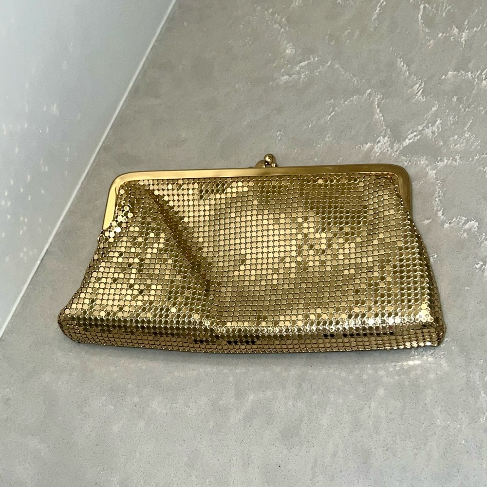 Fabulous retro purse from the 70s in perfect condition !